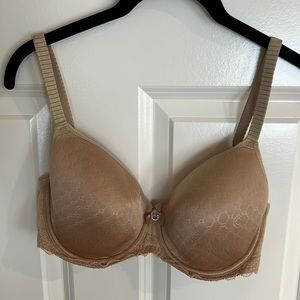 Chantelle underwire bra 34DD